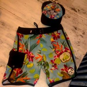 Vans 30 board shorts with matching hat